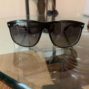 Ray-Ban Boyfriend sunglasses